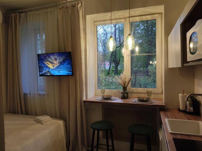 Red House (Рэд Хаус) На Улице Свободы