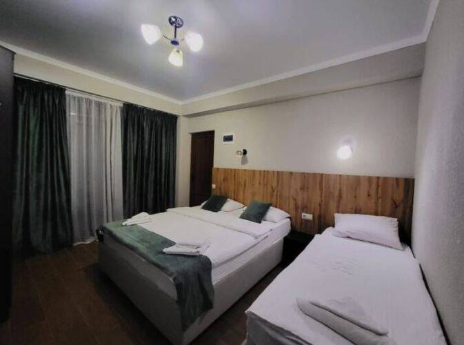 Мини-Отель Leon Beach Hotel