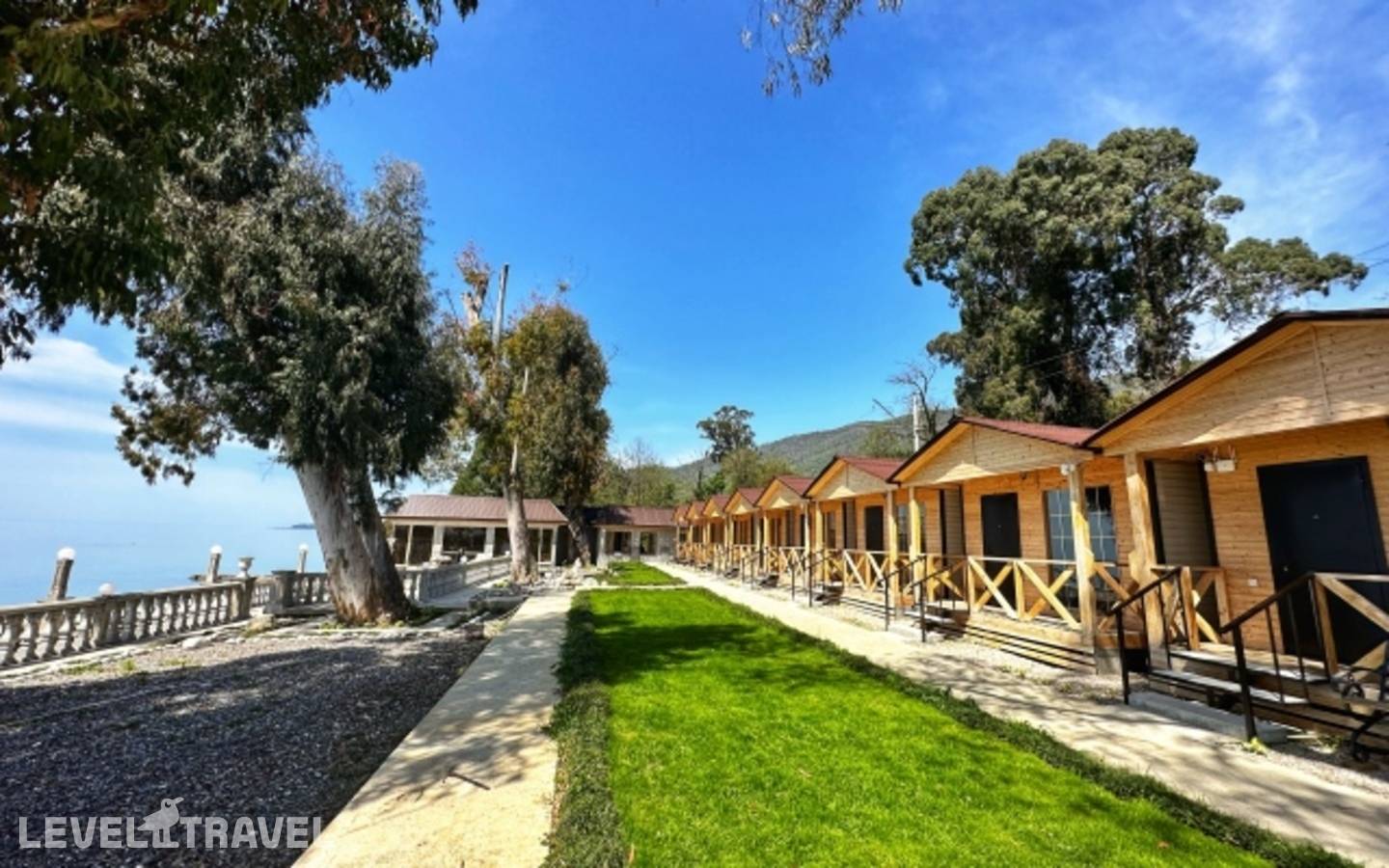 фотографии отеля База Отдыха Набережная Виктория в Абхазия(Новый Афон) - фото №1