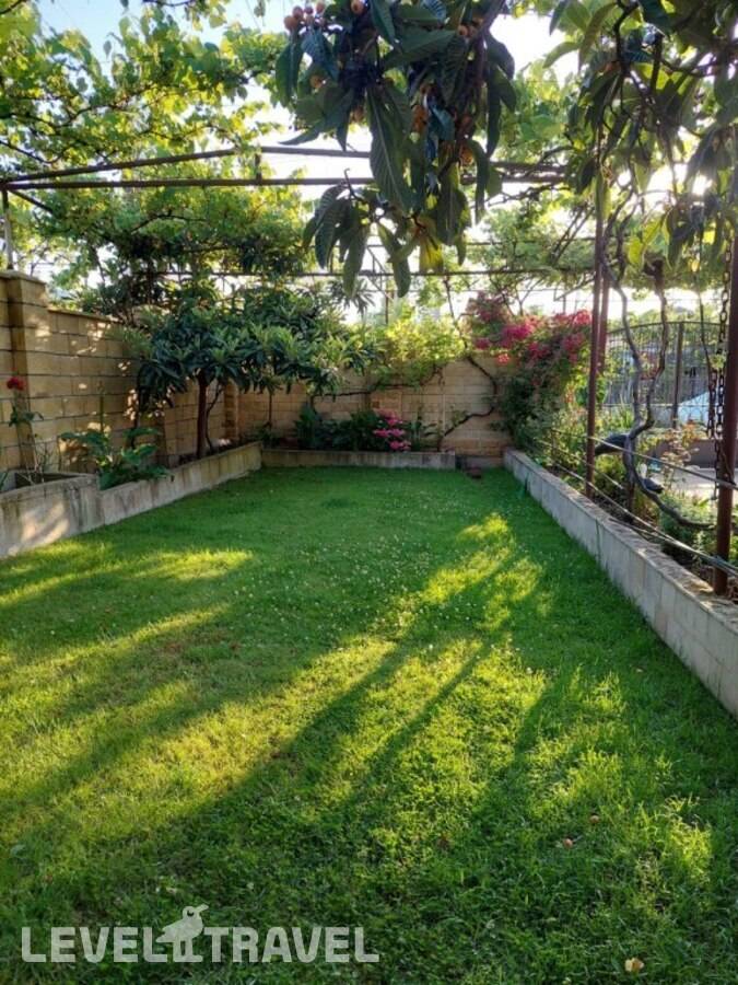 фотографии отеля Гостевой Дом На Сосналиева 46 в Абхазия(Гудаута) - фото №3