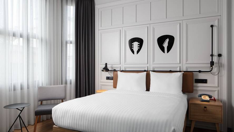 Moxy Istanbul Beyoglu