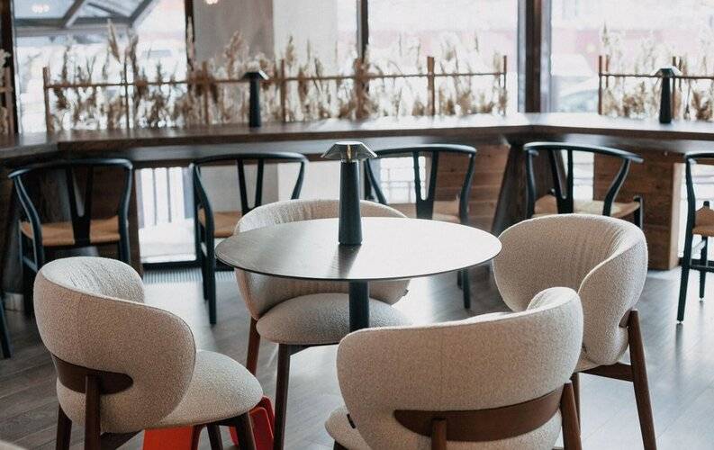 Nuur Hotel (Нуур Отель)