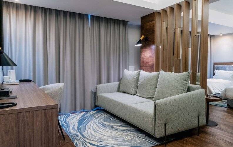 Nuur Hotel (Нуур Отель)