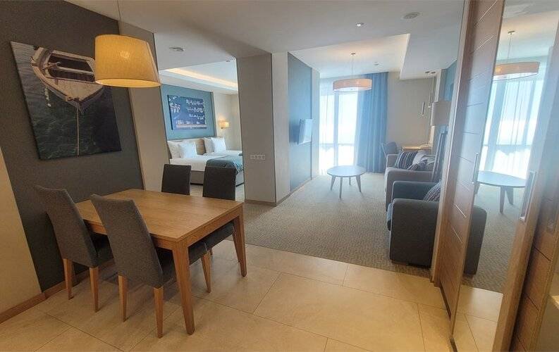 Hidens Apart Hotel