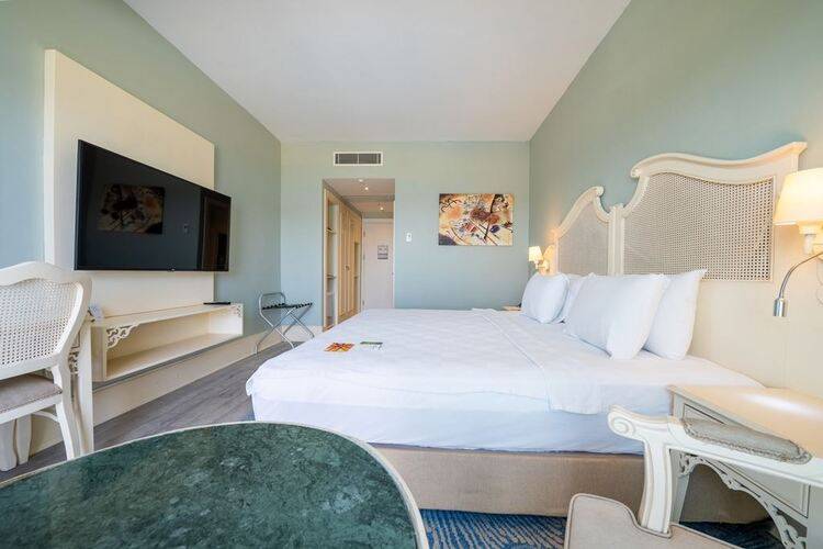 Dolce By Wyndham Alacati