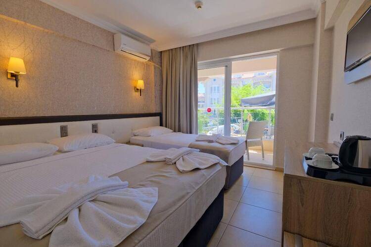 Moni Hotel