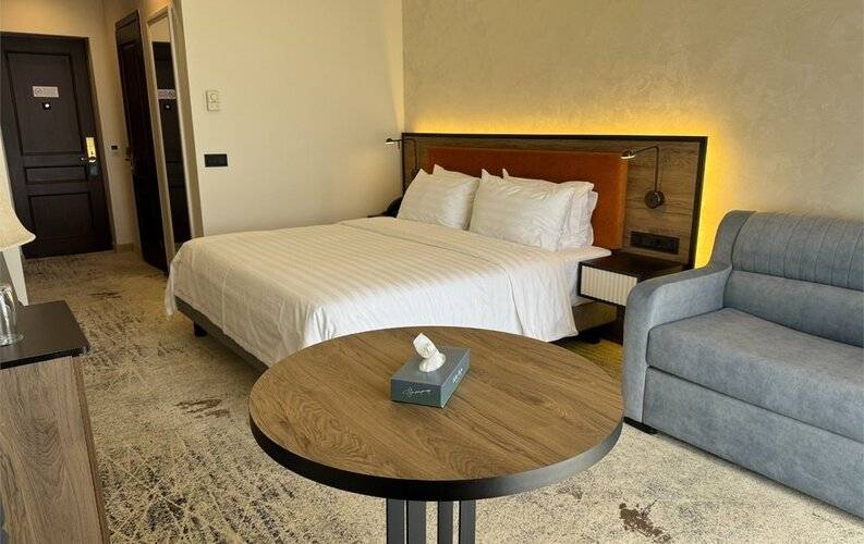Eighty Eight Hotel