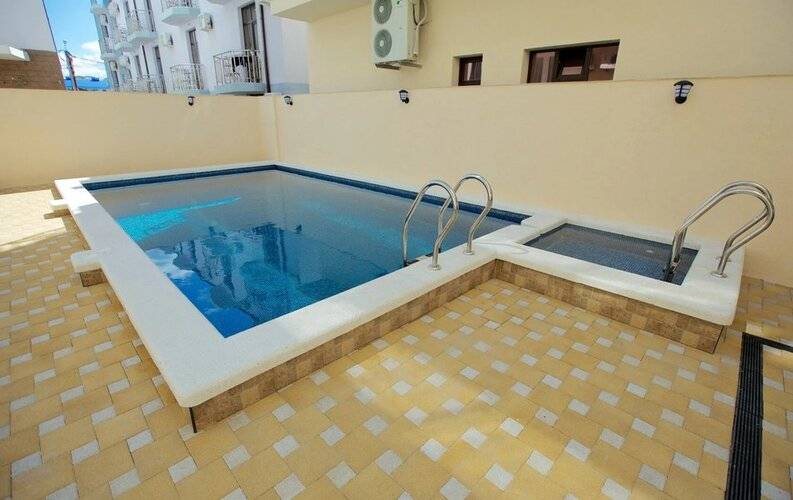 Greek (Грик) Отель