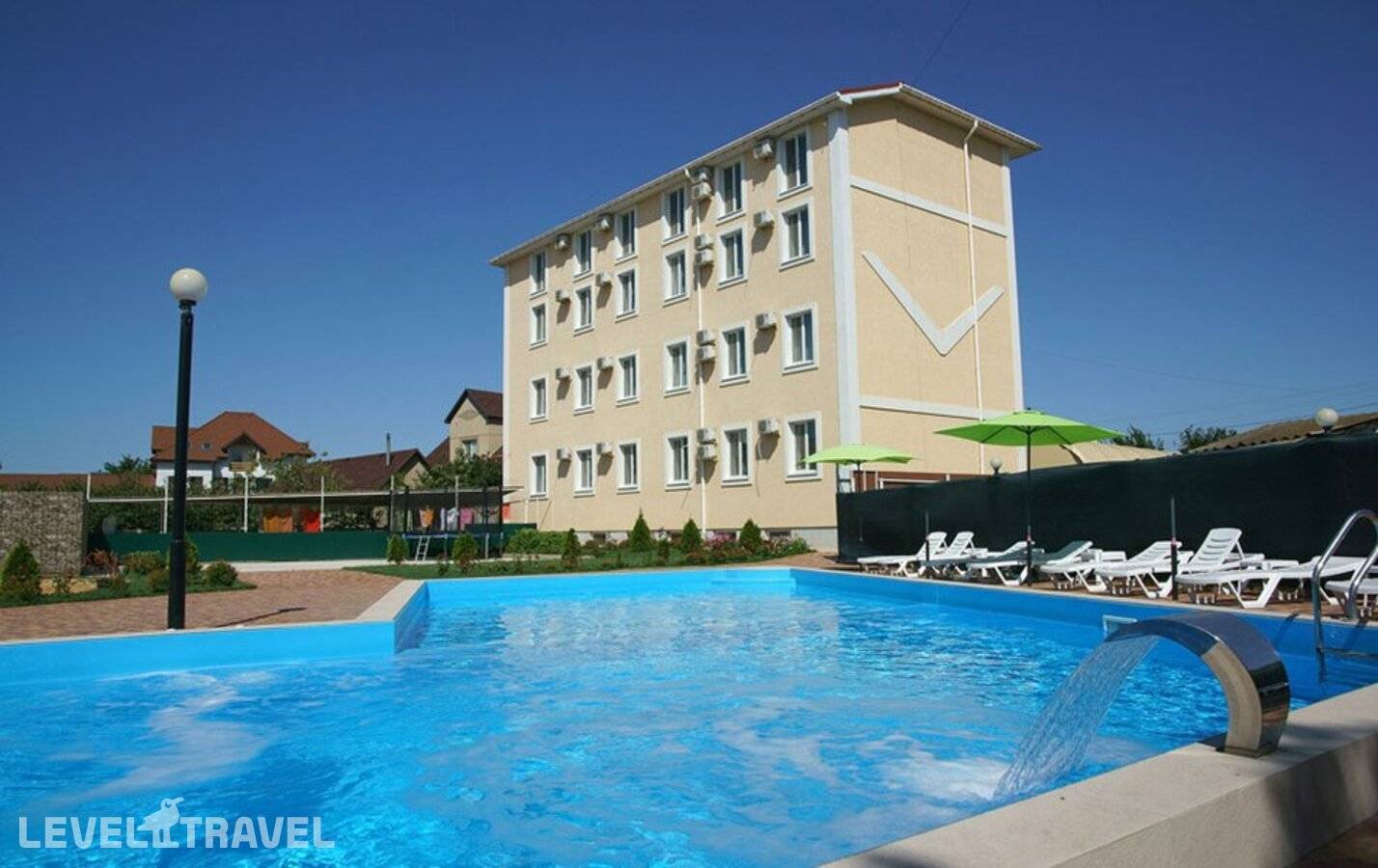 фотографии отеля Бумеранг Гостевой Дом в Россия(город Саки) - фото №7