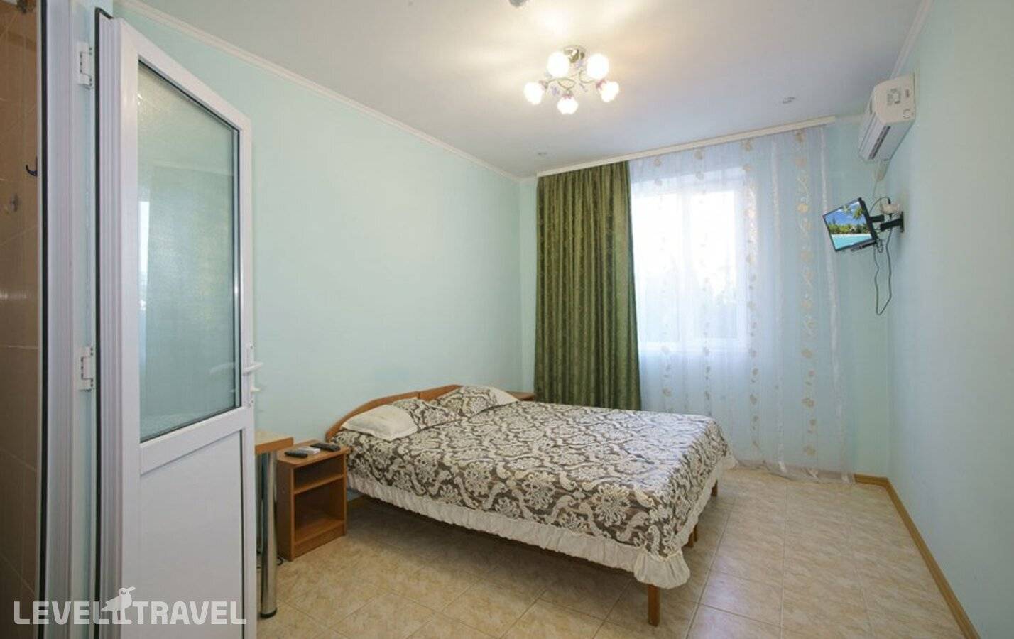 фотографии отеля Бумеранг Гостевой Дом в Россия(город Саки) - фото №17