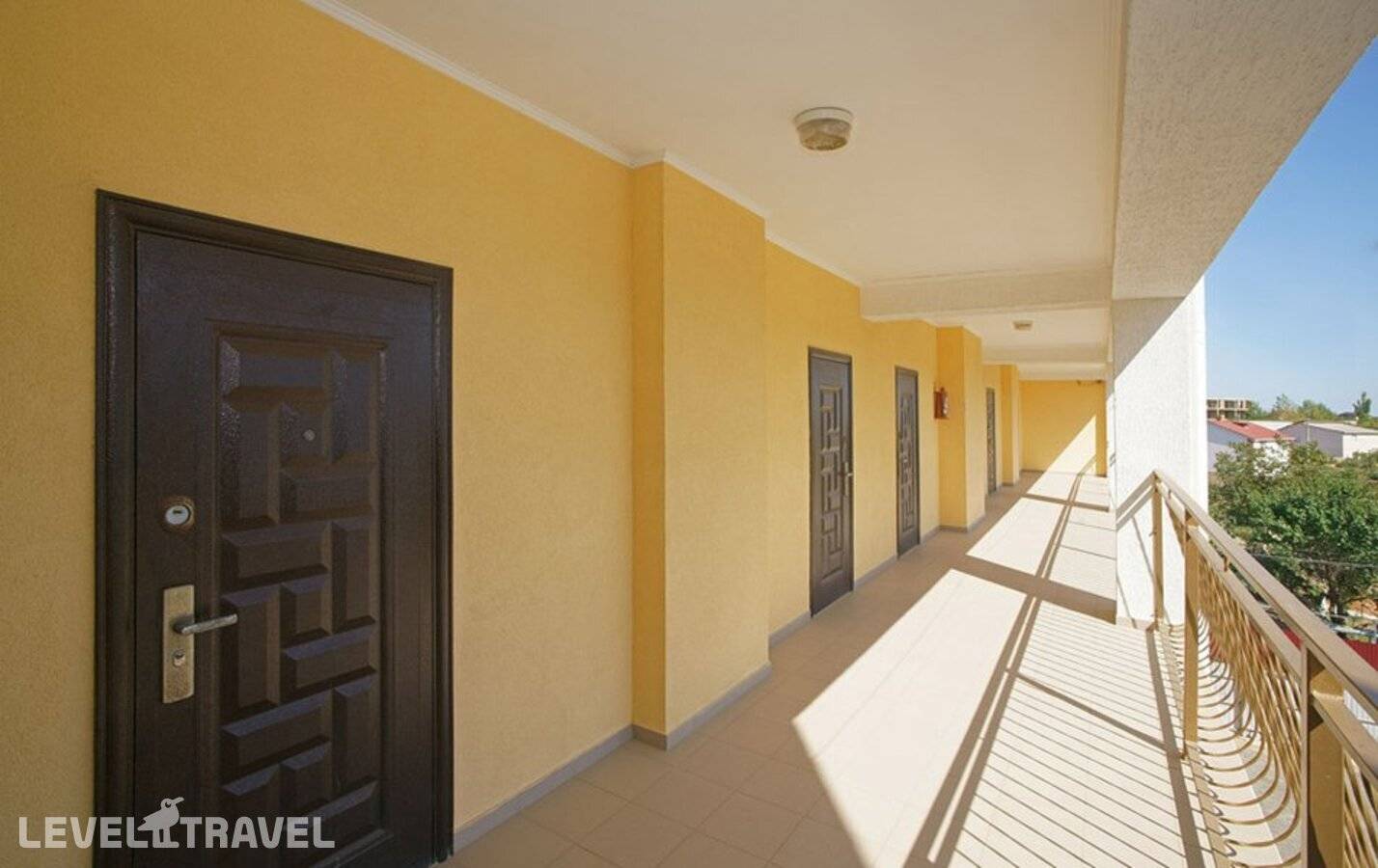 фотографии отеля Бумеранг Гостевой Дом в Россия(город Саки) - фото №13