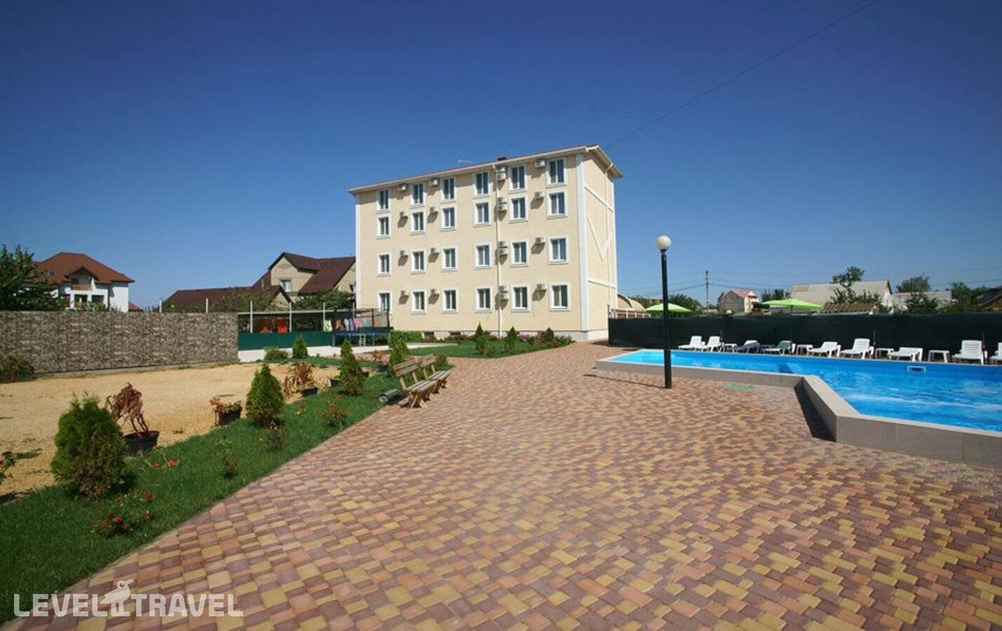 фотографии отеля Бумеранг Гостевой Дом в Россия(город Саки) - фото №9