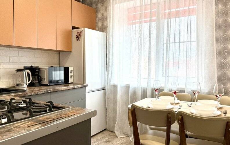 Apartmari (Апартмари) На Знойной 3