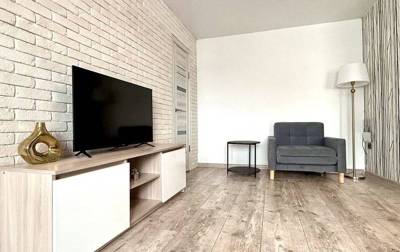 Apartmari (Апартмари) На Знойной 3