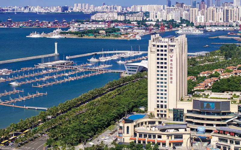 Горящая путевка в Китай — отель Vienna International Hotel (Haikou Binhai Avenue Xixiu Beach Branch) (Хайкоу)