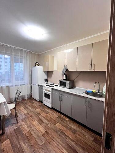 Отель Апартаменты На Улице Комбайнеров 39б