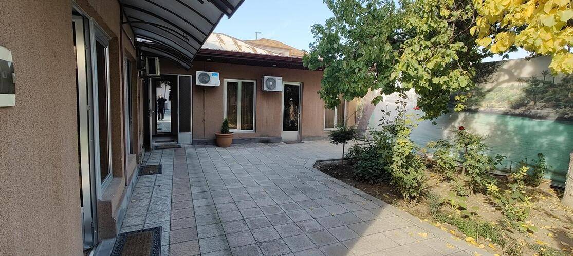 Areg Hotel (Арег)