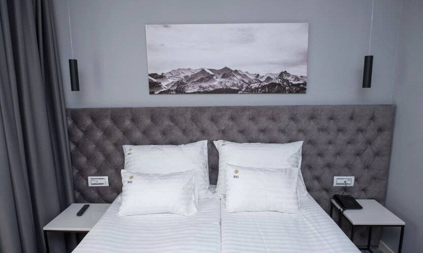 H41 Luxury Suites