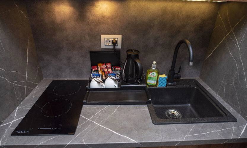 H41 Luxury Suites