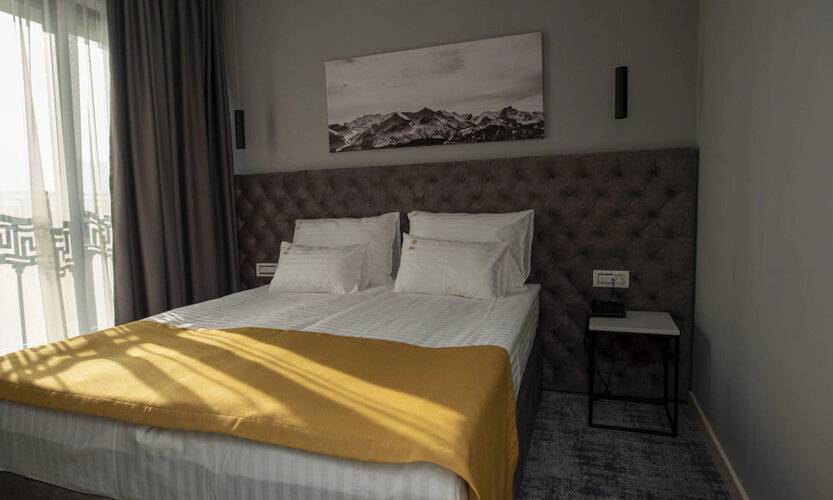 H41 Luxury Suites