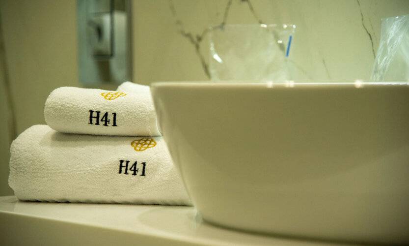 H41 Luxury Suites