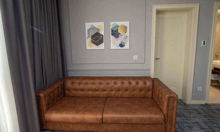 H41 Luxury Suites