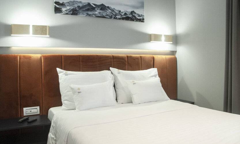 H41 Luxury Suites