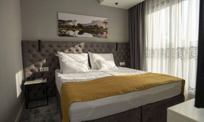 H41 Luxury Suites