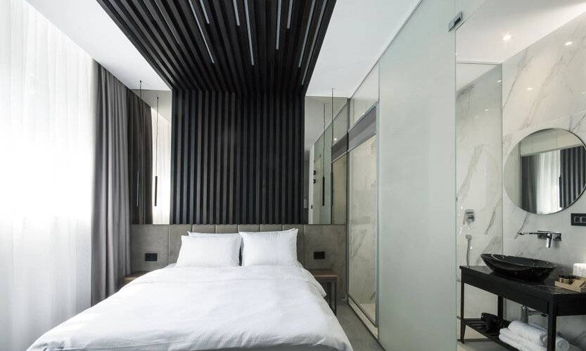 The Location Hotel