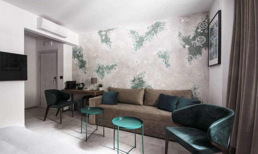 The Location Hotel