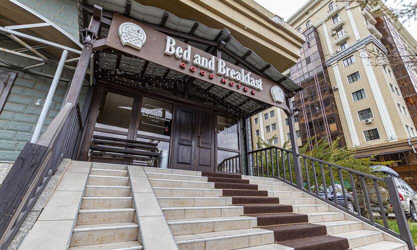 Bed & Breakfast Capital Hotel