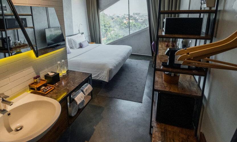 U Janevalla Bandung