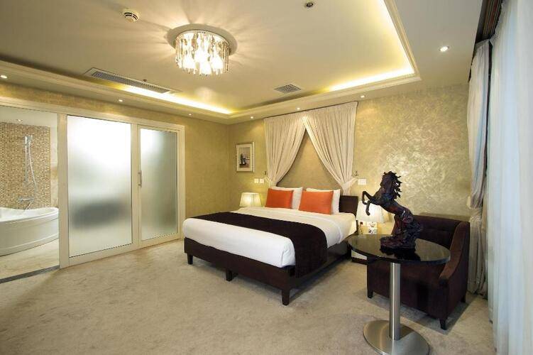 Teda Swiss Inn Plaza Hotel