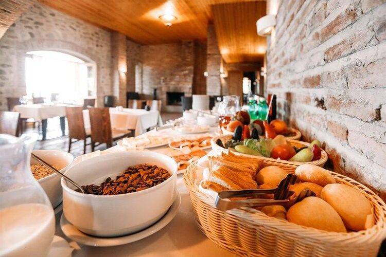 Schuchmann Wines Chateau & Spa