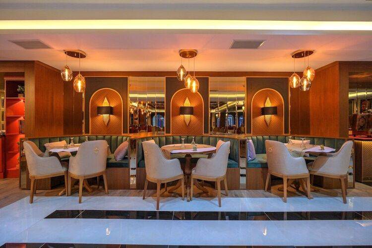 Elysium Deluxe Suites