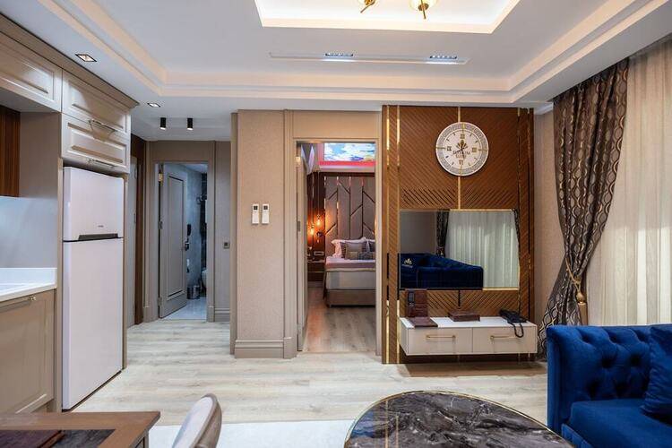 Elysium Deluxe Suites
