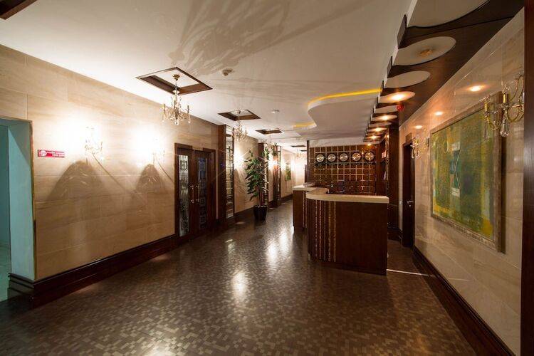 Kaspia Park Hotel