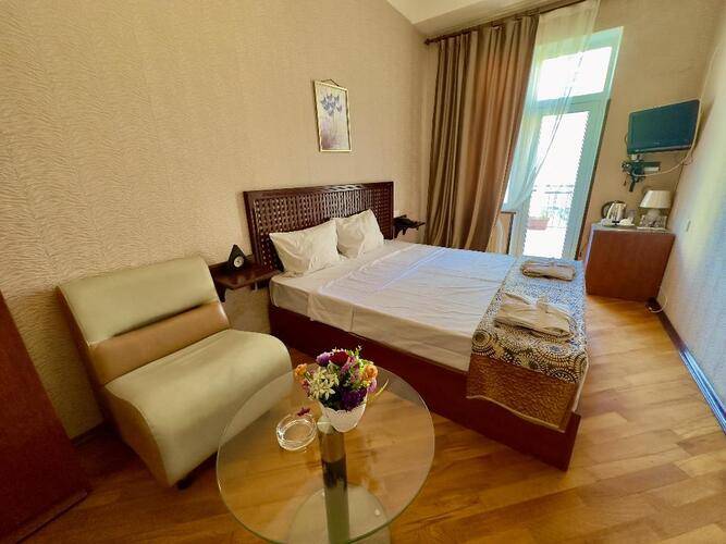 Nur Hotel