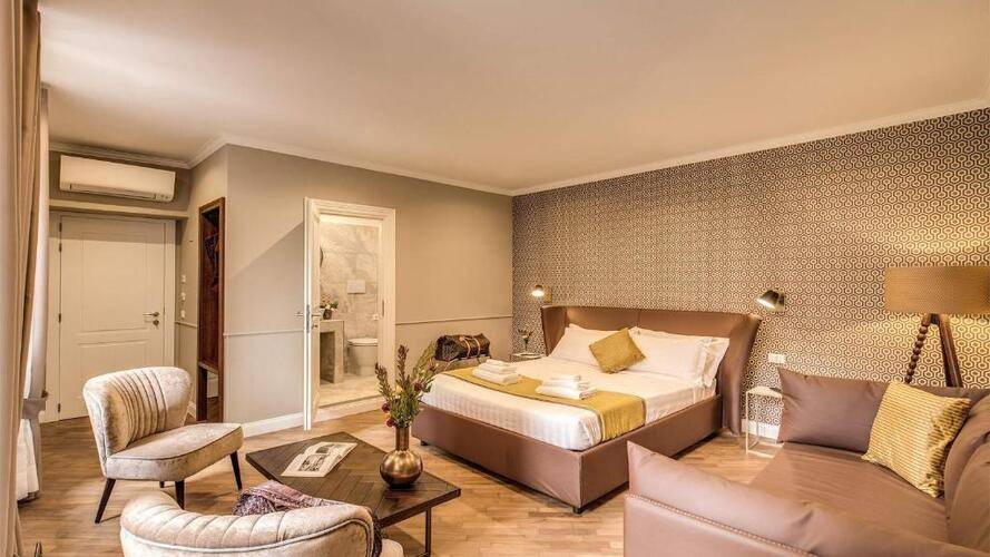 3* Charme Spagna Boutique
