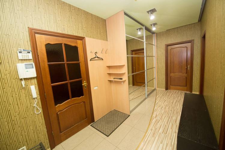 Апартаменты 3-Комнатные На Строительной