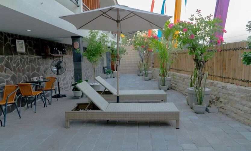 Derose Guest House