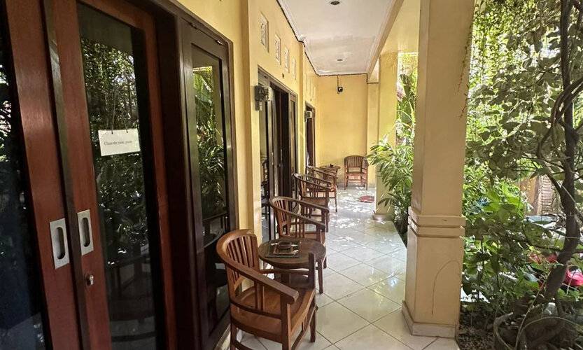 Sari Buana Bed & Breakfast
