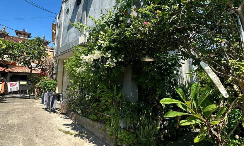 Sari Buana Bed & Breakfast