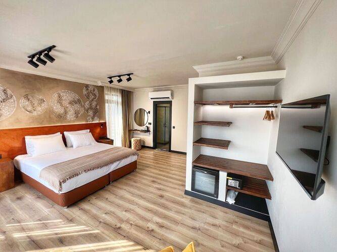 Oji Hotel