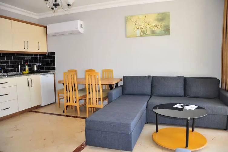 07 Group Hotel