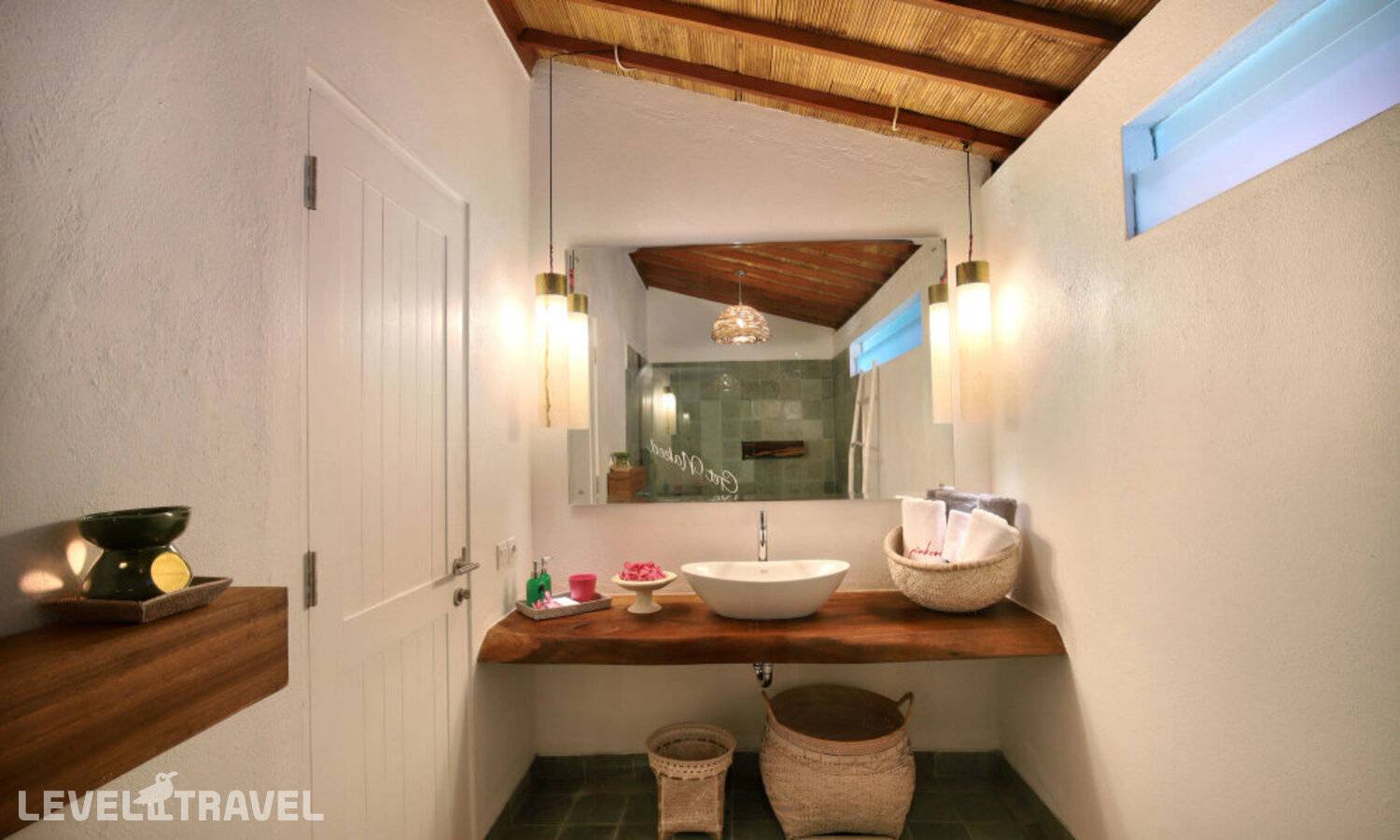 фотографии отеля Pinkcoco Gili Air - Constant Surprises & For Cool (Adults Only 18+) в Индонезия(о-ва Гили) - фото №13