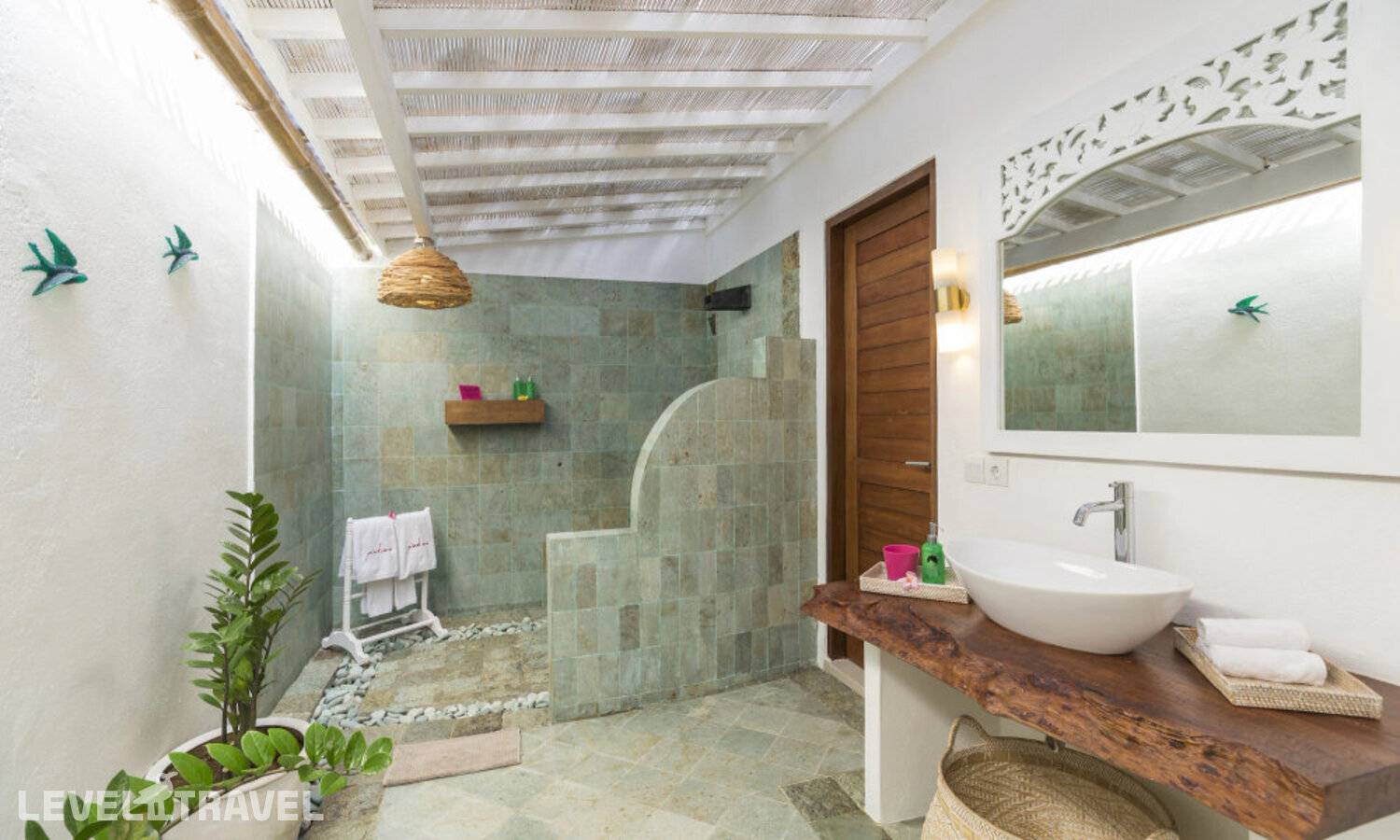 фотографии отеля Pinkcoco Gili Air - Constant Surprises & For Cool (Adults Only 18+) в Индонезия(о-ва Гили) - фото №12