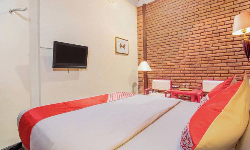 Oyo 3118 Maxi Budget