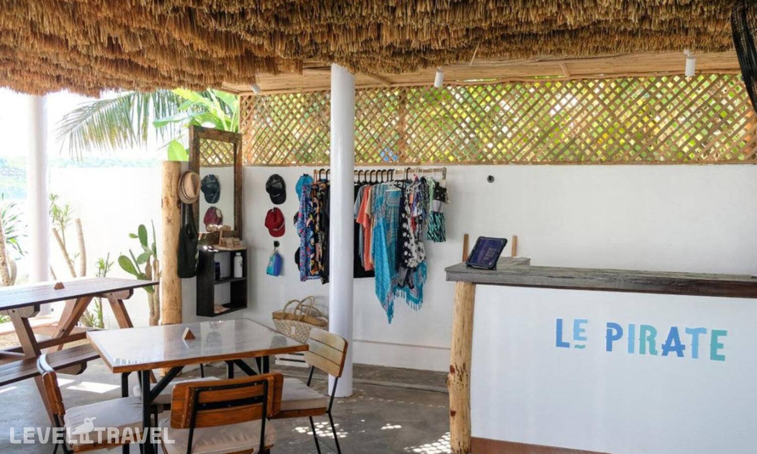 фотографии отеля Le Pirate Beach Club Nusa Ceningan (Adults Only 18+) в Индонезия(Нуса Лембонган) - фото №9