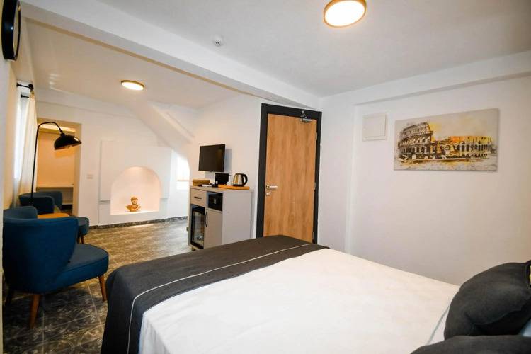 Swan Boutique Hotel